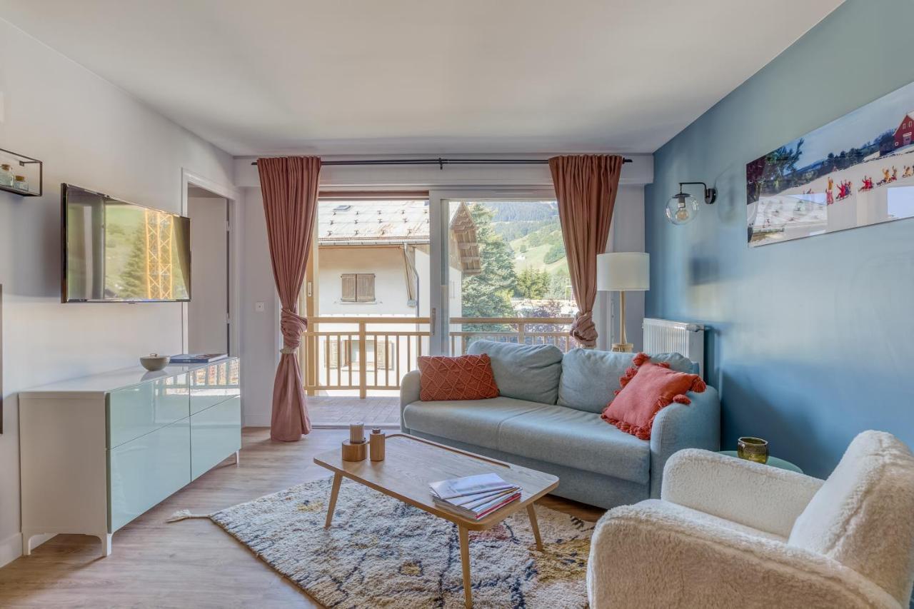 Rare ! Appartement Renove Dans Le Village Pieton De Megeve Luaran gambar
