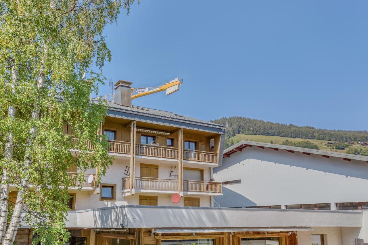 Rare ! Appartement Renove Dans Le Village Pieton De Megeve Luaran gambar